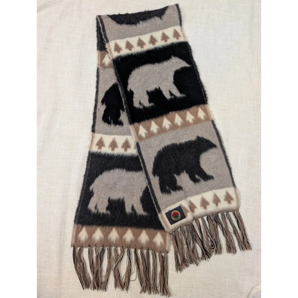 Moose Mountain Company Scarf Fleece Cozy Bear Gray Shawl Fringe - Made in Canada